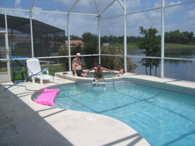 IMG2029resize_Vye.jpg