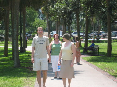 IMG2064resize_Vye.jpg
